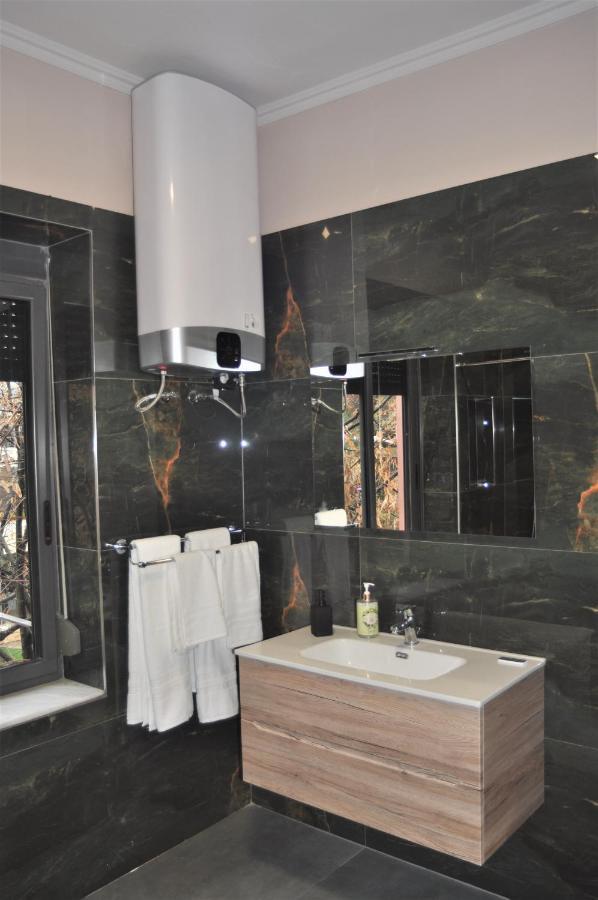 Bliri Executive Suite 地拉那 外观 照片